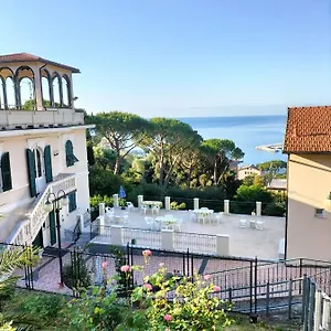 https://bb-oasi-regina-pacis.hotelitalianriviera.com