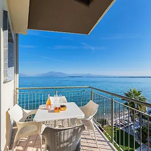 Residenza Miralago By Wonderful Italy Aparthotel