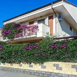 https://dolce-casa-n-41.sicilyhotelsitaly.net