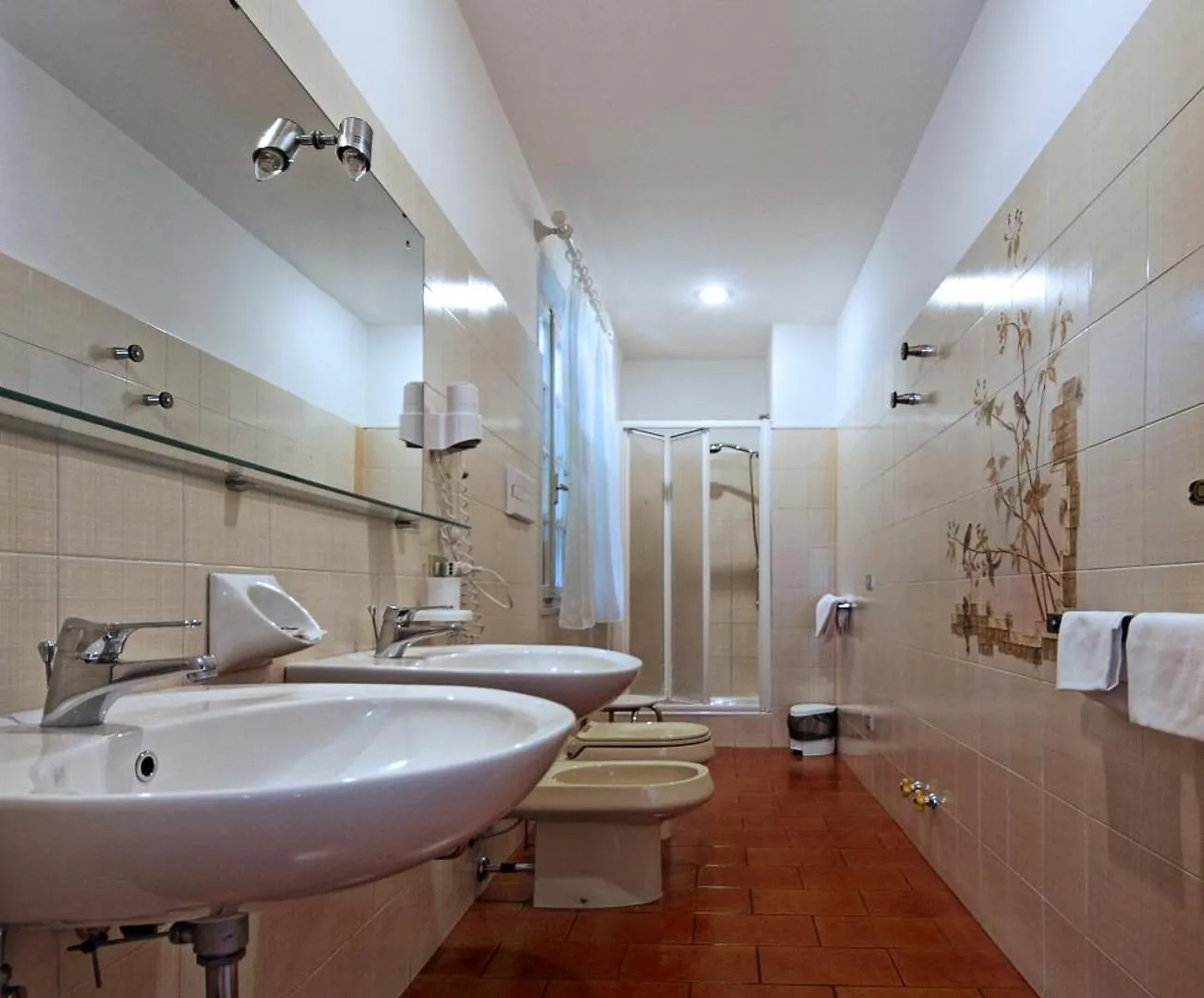 Albergo La Quiete Desenzano del Garda 0*,  Italy