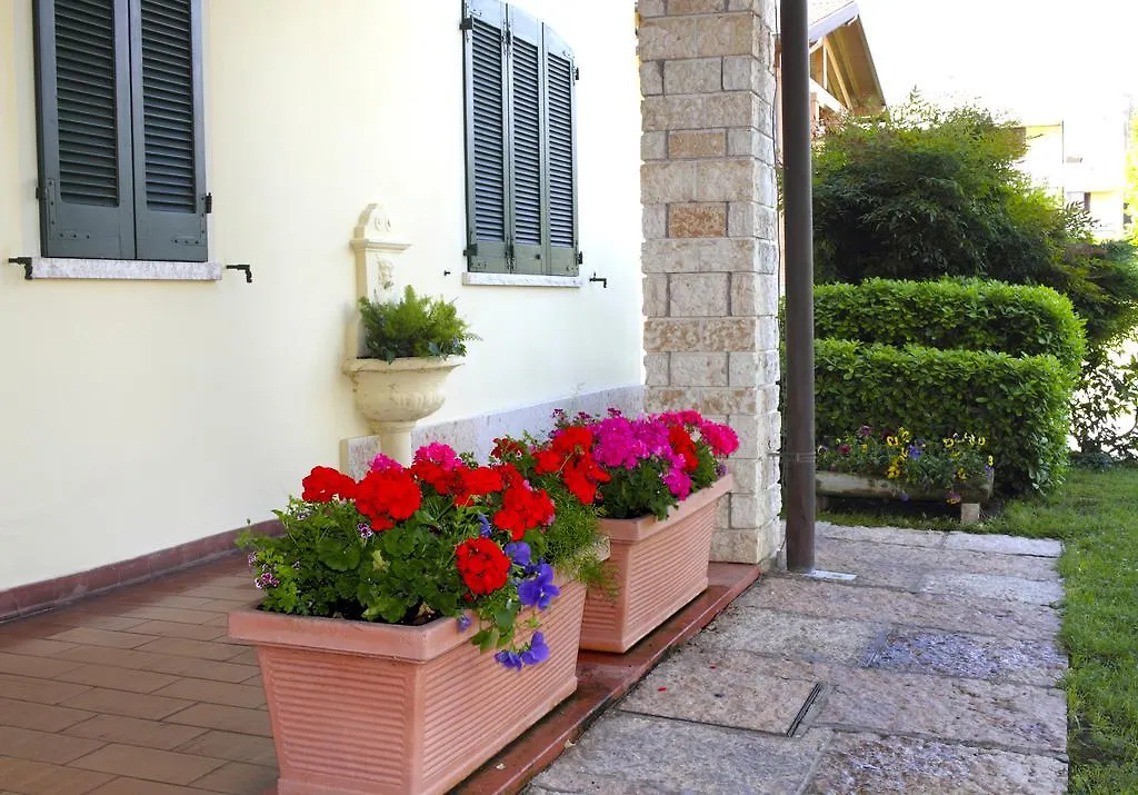 Albergo La Quiete Desenzano del Garda 0*,  Italy